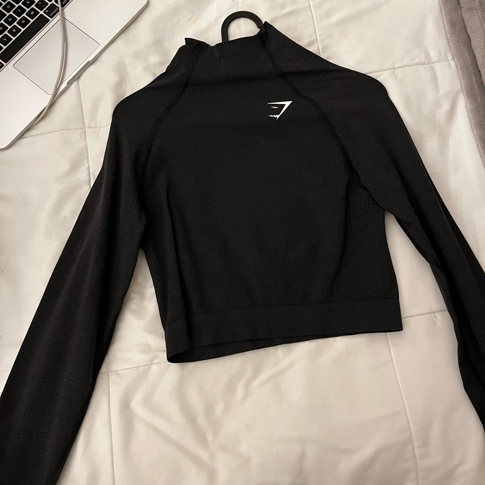 Gymshark top